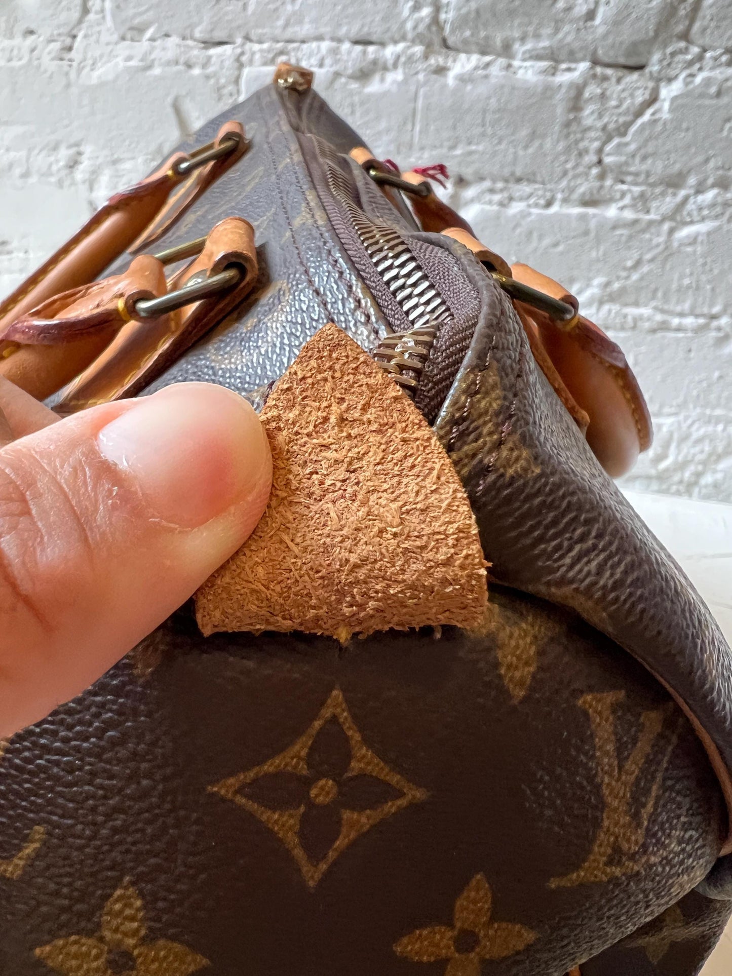 Vintage Louis Vuitton Speedy 30
